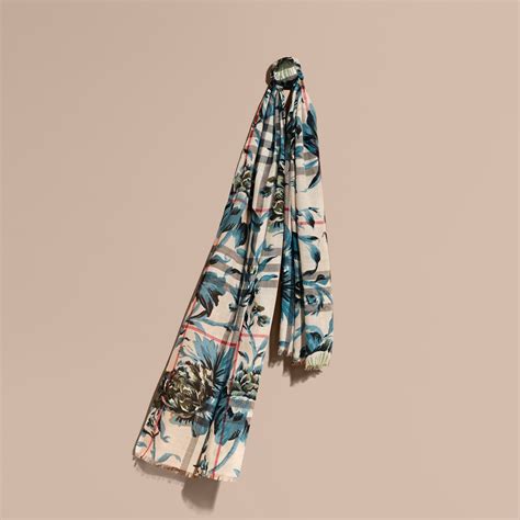 burberry peony rose scarf